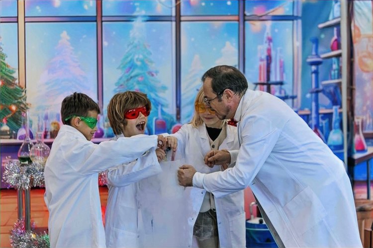 Une scène du spectacle du Professeur Alchimus